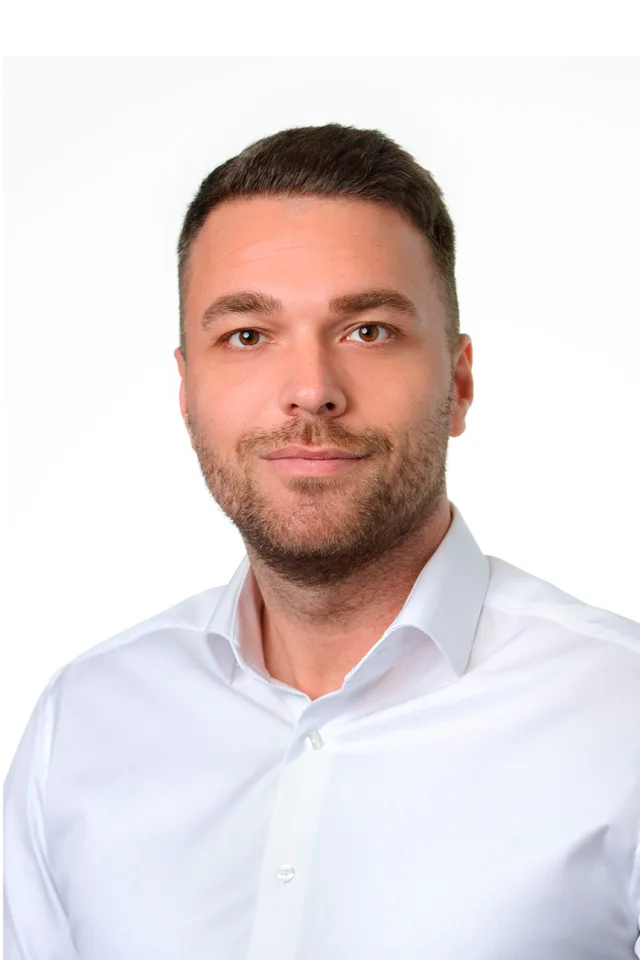 Jesper Larsen