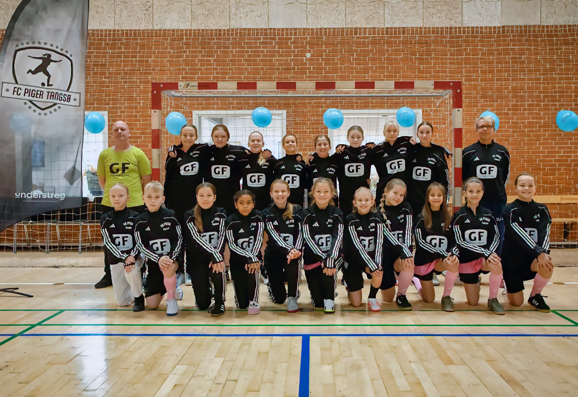 FC Piger Holdfoto