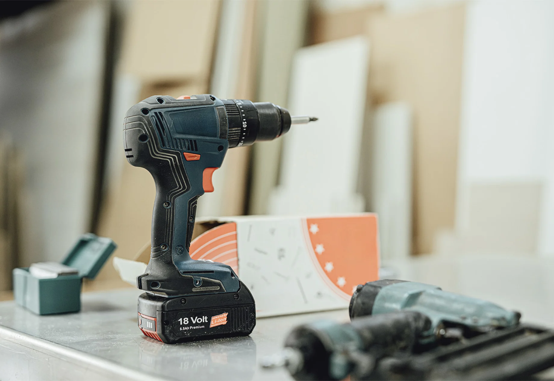 Bordmaskine på bord