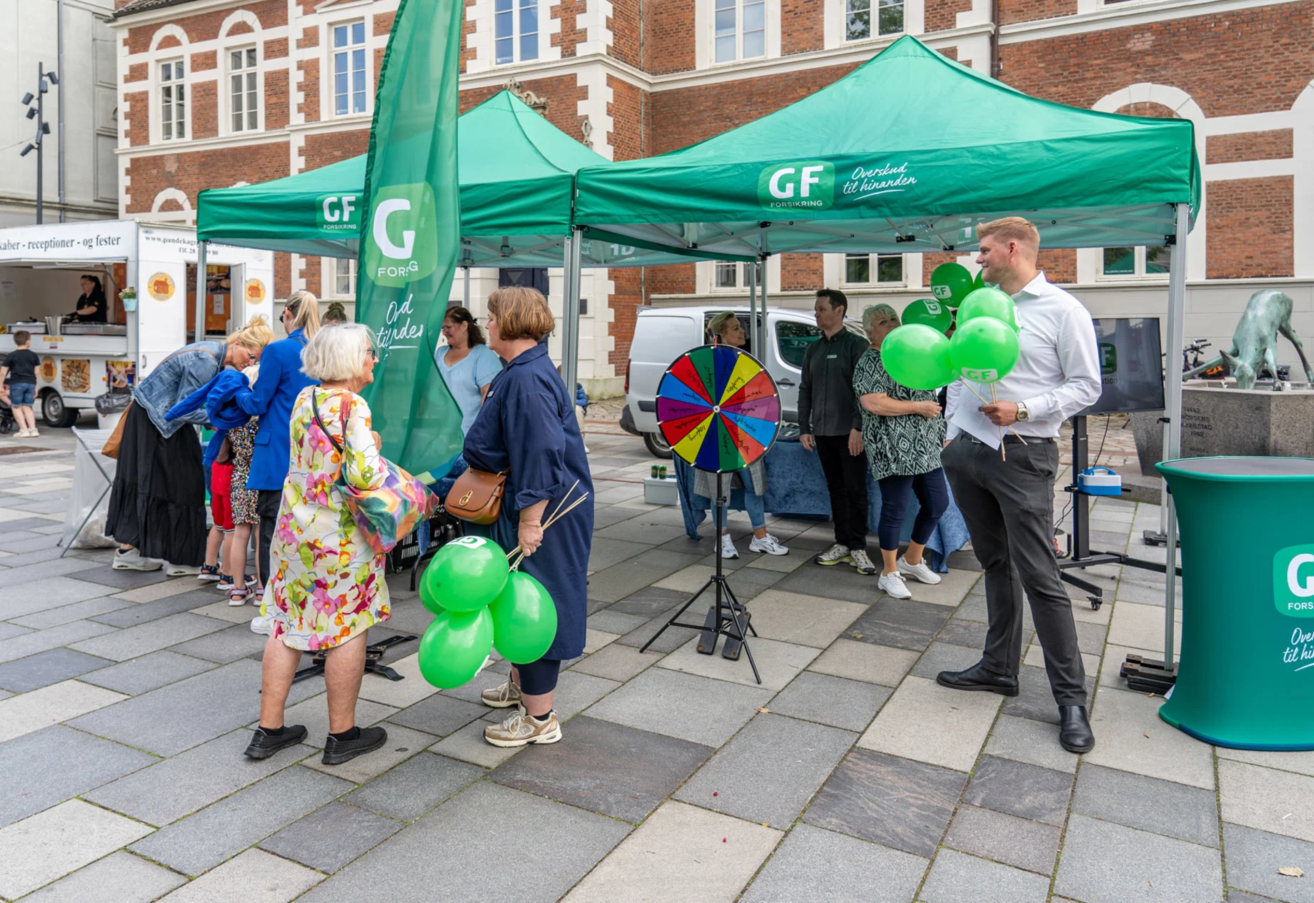 GF til open by night