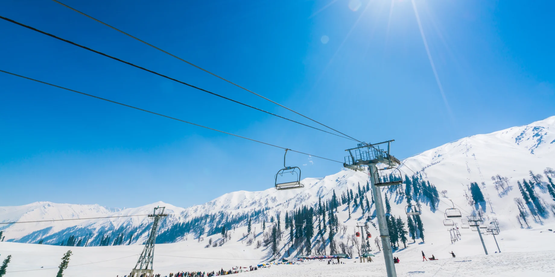 Ski lift 
